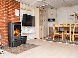 7 Person Holiday Home in Hejls