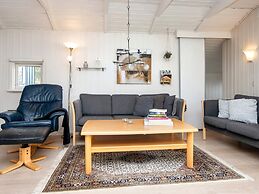 7 Person Holiday Home in Hejls