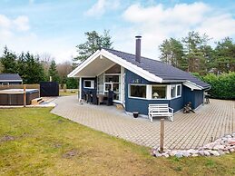 8 Person Holiday Home in Ebeltoft