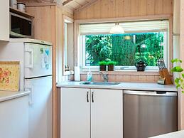 8 Person Holiday Home in Ebeltoft-by Traum