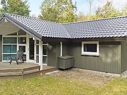 6 Person Holiday Home in Frederiksvaerk-by Traum
