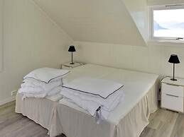 10 Person Holiday Home in Stordal