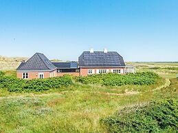 20 Person Holiday Home in Ringkobing
