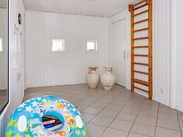 20 Person Holiday Home in Ringkobing