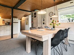 6 Person Holiday Home in Blavand