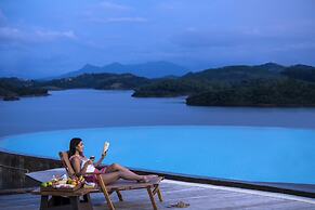 MOUNTAIN SHADOWS RESORT WAYANAD