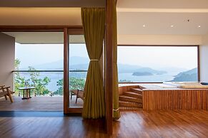 MOUNTAIN SHADOWS RESORT WAYANAD