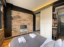 Modern Designed Cozy Studio Flat in Beyoglu