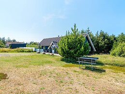 6 Person Holiday Home in Ringkobing
