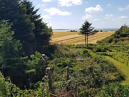 Panoramic Retreat With Spa