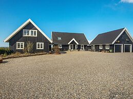 Panoramic Retreat With Spa