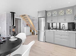 6 Person Holiday Home in Bindalseidet