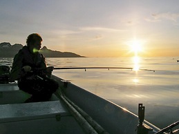 6 Person Holiday Home in Bindalseidet