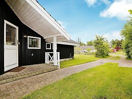 6 Person Holiday Home in Gilleleje