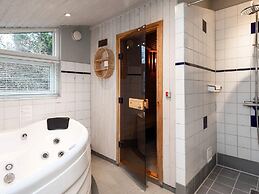 10 Person Holiday Home in Vaeggerlose-by Traum