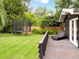 10 Person Holiday Home in Vaeggerlose-by Traum