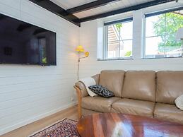 Enchanting Cottage With Whirlpool-by Traum