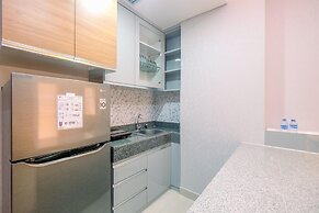 Fully Furnished With Cozy Design 2Br Apartment Transpark Cibubur