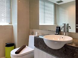 Spacious And Comfy 3Br Gandaria Heights Apartment