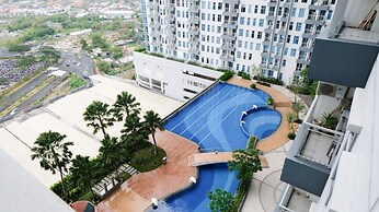 Cozy Stay Studio Connected With Mall At Supermall Mansion Apartment