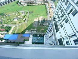 Good Deal And Elegant Studio Vasanta Innopark Apartment