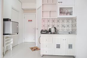 Cozy And Well Designed 2Br At Green Pramuka City Apartment