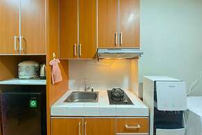 Comfy And Minimalist 1Br Apartment At Woodland Park Residence