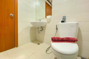 Comfy And Minimalist 1Br Apartment At Woodland Park Residence