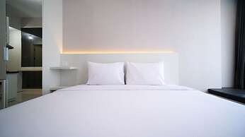 Nice And Comfy Studio At Supermall Mansion Apartment