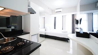 Nice And Comfy Studio At Supermall Mansion Apartment