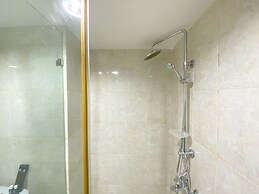 Elegant And Comfortable Studio At Tamansari The Hive Apartment