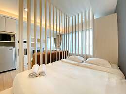 Elegant And Comfortable Studio At Tamansari The Hive Apartment