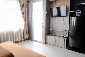 Homey And Cozy 2Br At Jarrdin Cihampelas Apartment