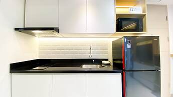 Nice And Comfortable 2Br At 20Th Floor Tokyo Riverside Apartment