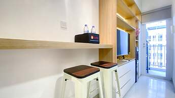 Nice And Comfortable 2Br At 20Th Floor Tokyo Riverside Apartment