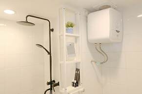 Studio With Private Living Room At Jarrdin Cihampelas Apartment