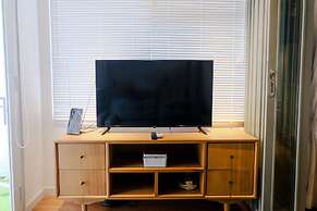 Studio With Private Living Room At Jarrdin Cihampelas Apartment