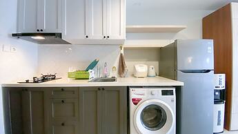 Modern Classic Studio At West Vista Apartment