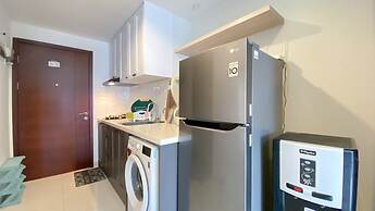 Modern Classic Studio At West Vista Apartment