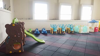 Comfort And Strategic 1Br At The Boulevard Apartment