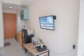 Comfy Studio At 2Nd Floor Evenciio Margonda Apartment