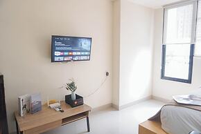 Comfy Studio At 2Nd Floor Evenciio Margonda Apartment