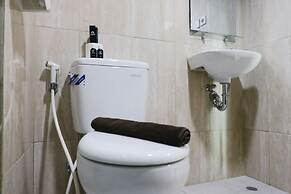 Good Choice Studio Apartment At Tamansari La Grande