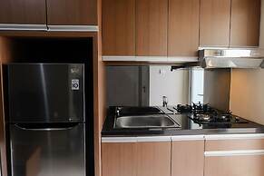 Homey Living 2Br Apartment At Parahyangan Residence