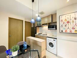 Cozy And Minimalist 2Br At 8Th Floor The Oasis Cikarang Apartment