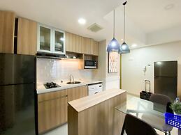 Cozy And Minimalist 2Br At 8Th Floor The Oasis Cikarang Apartment