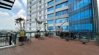 Homey And Spacious 2Br At Samara Suites Apartment