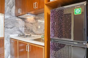 Homey And Spacious 2Br At Samara Suites Apartment