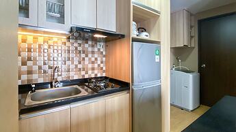 Comfort And Cozy Living 2Br Apartment At Transpark Cibubur