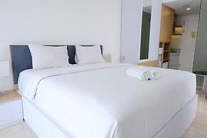 Best Deal Studio Room With Private Jaccuzi At Art Deco Apartment